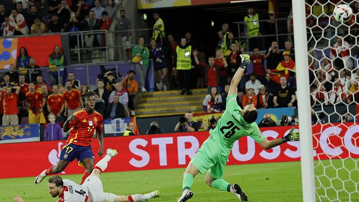 Eurocopa - Nico Williams se lo guisa, Nico Williams se lo come