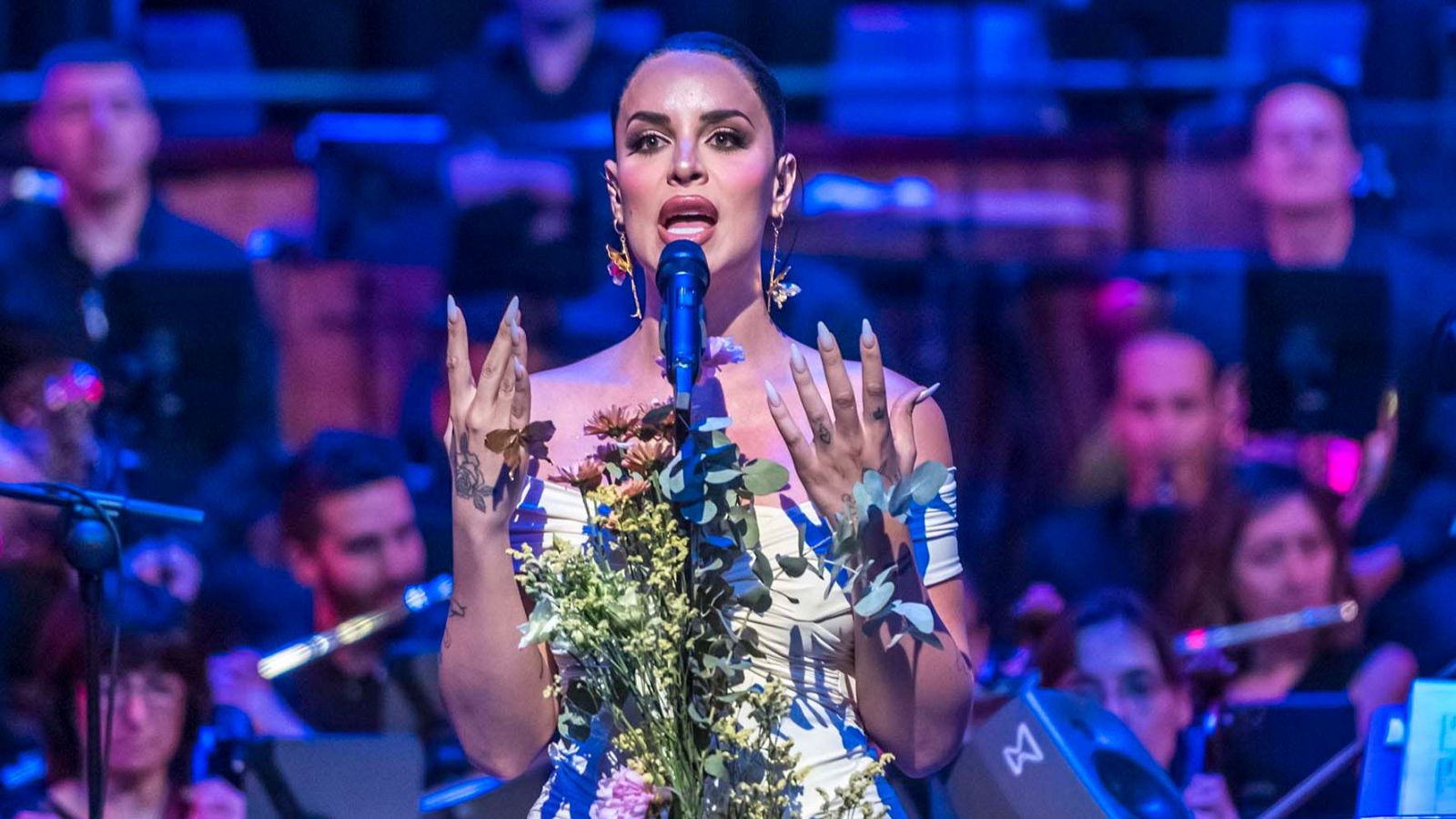 Lo que soy | Jedet canta "Veneno pa' tu piel" - Lo que soy | Ver