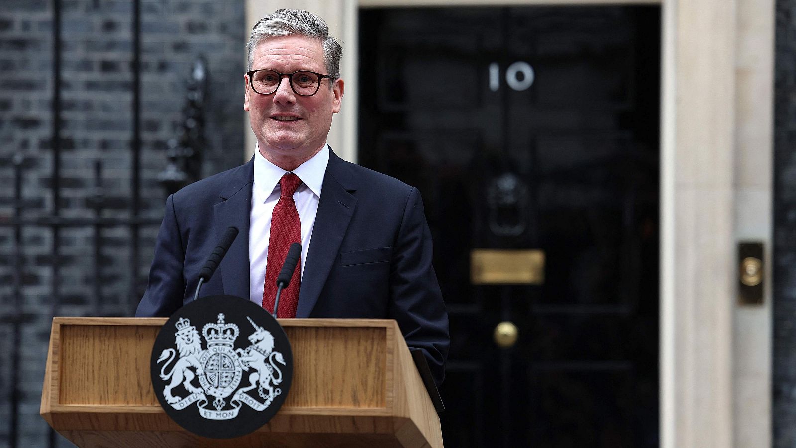 Starmer promete cambiar el rumbo del Reino Unido: "Nuestro trabajo es urgente y empezamos hoy" - Informativo 24h | Ver