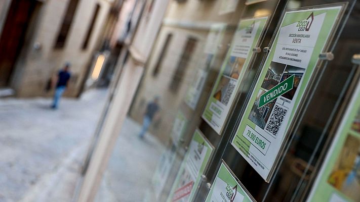 Telediario 1 - Encontrar piso de alquiler: misión imposible para miles de universitarios españoles