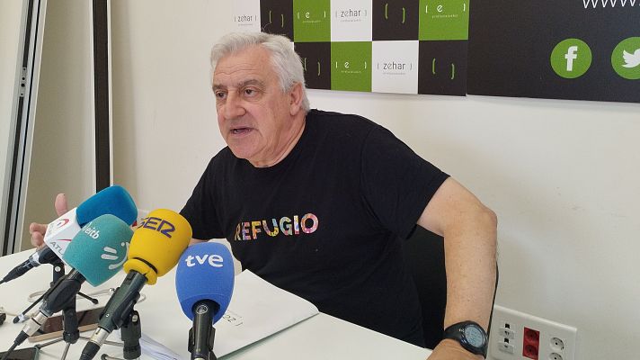 Telediario Fin de Semana - El joven saharaui retenido en el aeropuerto de Bilbao queda en libertad