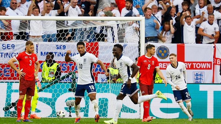 El golazo de Buyako Saka para salvar a Inglaterra a diez minutos del 90