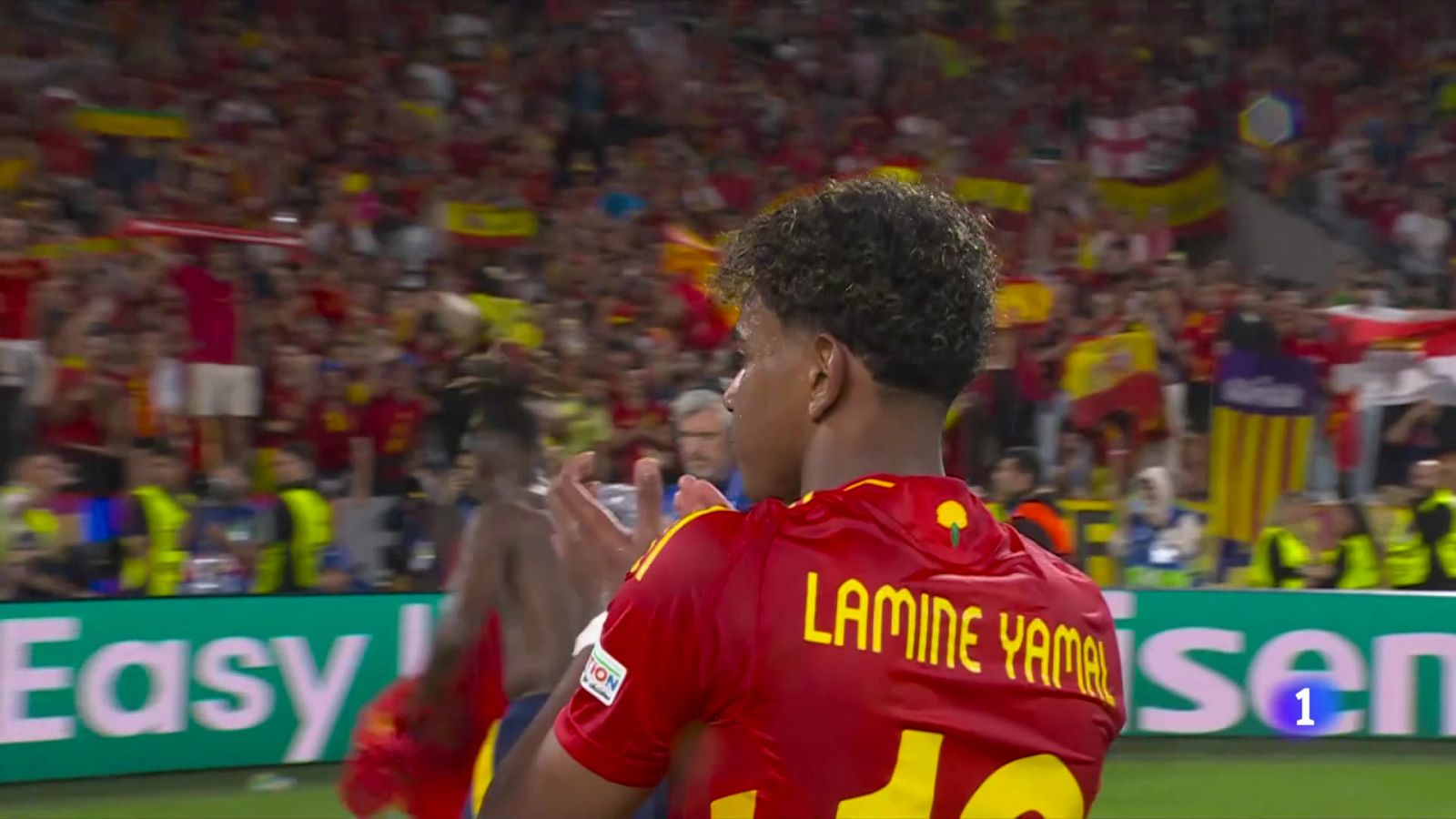 La Selecció més plural, amb jugadors de diverses procedències - L'Informatiu | Veure