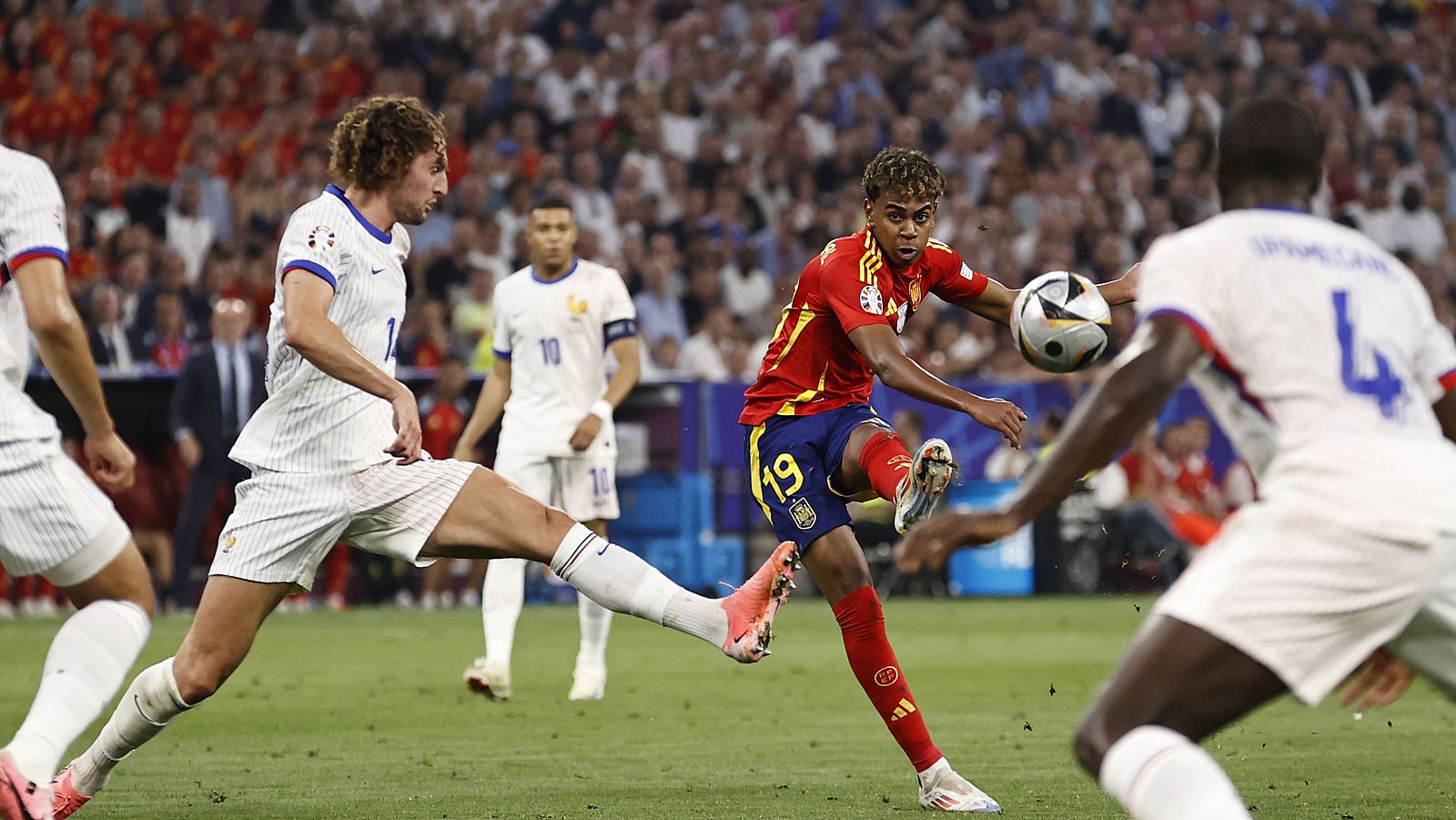 Gol de Lamine Yamal (21') España - Francia (1-1) | Eurocopa 2024