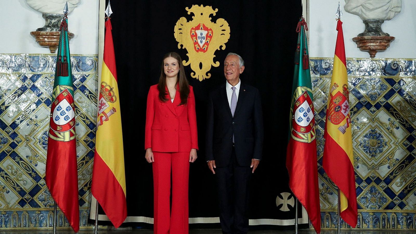 La Princesa Leonor, recibida con honores en su viaje a Lisboa