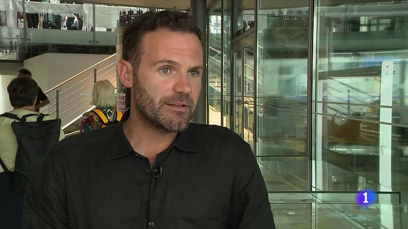 Juan Mata, a RTVE: "Estos jugadores merecen ser comparados con ellos mismos"