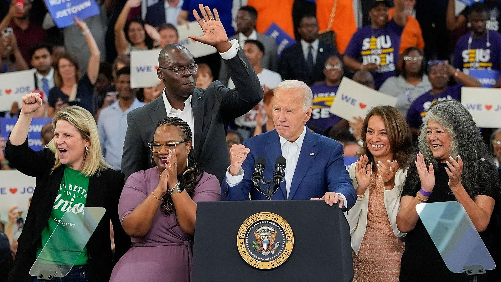 Biden se sacude la presión y continúa con su campaña presidencial