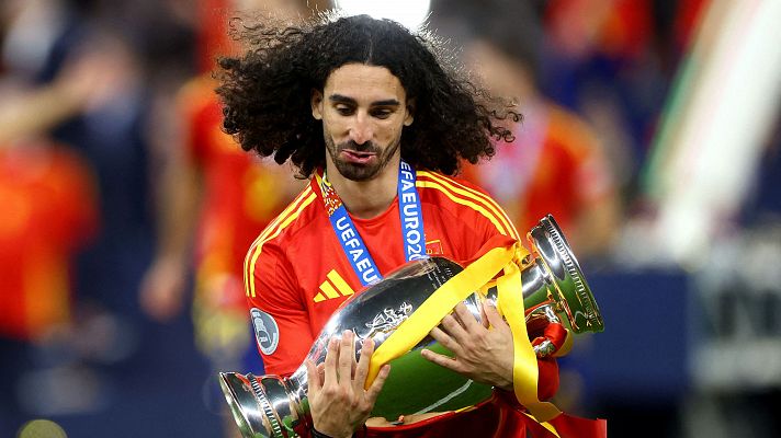  - Marc Cucurella, a RTVE, sobre su promesa: "Ahora me toca apechugar. Tengo que buscar un tinte bueno"