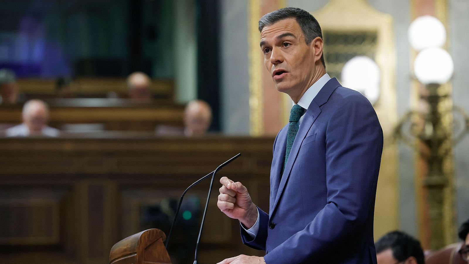 Sánchez: "Quienes blanquean a la ultraderecha están traicionando a Europa y a la democracia" Sánchez: "Quienes blanquean a la ultraderecha están traicionando a Europa y a la democracia"