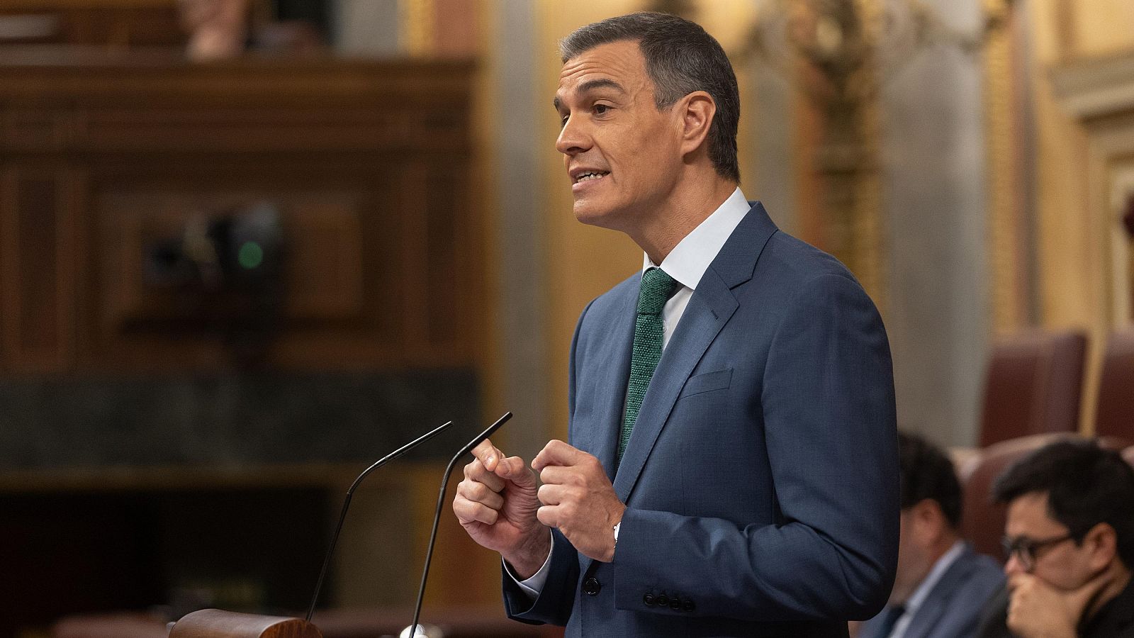 Sánchez presenta su plan para "facilitar la tarea de los ciudadanos dotando a nuestra democracia de más transparencia"