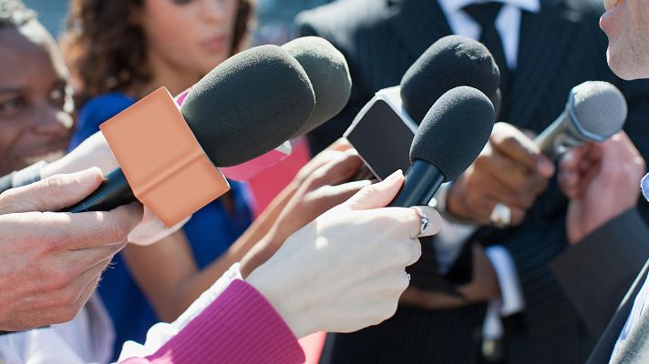 Telediario 2 - Transparencia y desinformación: las asociaciones de prensa piden participar en el debate sobre la regeneración democrática