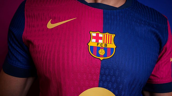 Informativo 24h - El FC Barcelona presenta su nueva camiseta