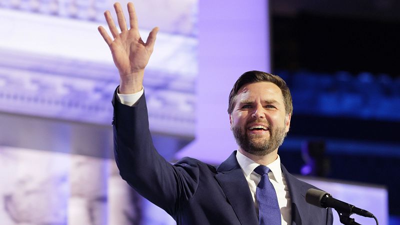 J.D. Vance comparece en la Convención Republicana tras haber sido elegido como candidato a vicepresidente - Telediario 2 | Ver