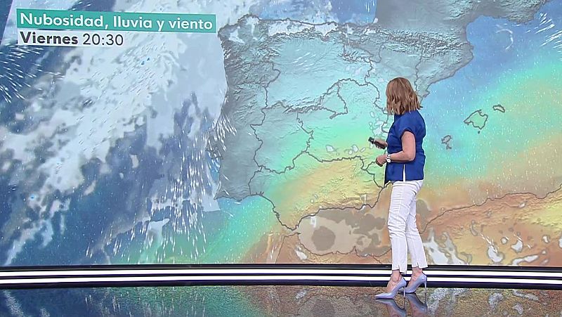 Es probable la presencia de calima en la mitad sudeste peninsular, Ceuta, Melilla y Baleares, más intensa y probable cuanto más al sur. Tampoco se descarta en las Canarias orientales. - ver ahora
