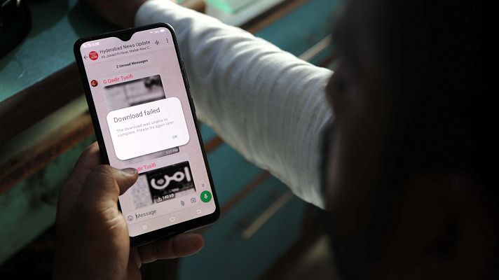 Telediario 1 - Gasolineras, supermercados y medios, afectados también por el fallo de Microsoft