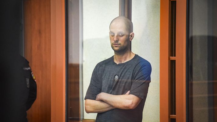 La tarde en 24h - Rusia condena al periodista estadounidense Evan Gershkovich a 16 años de cárcel por espionaje