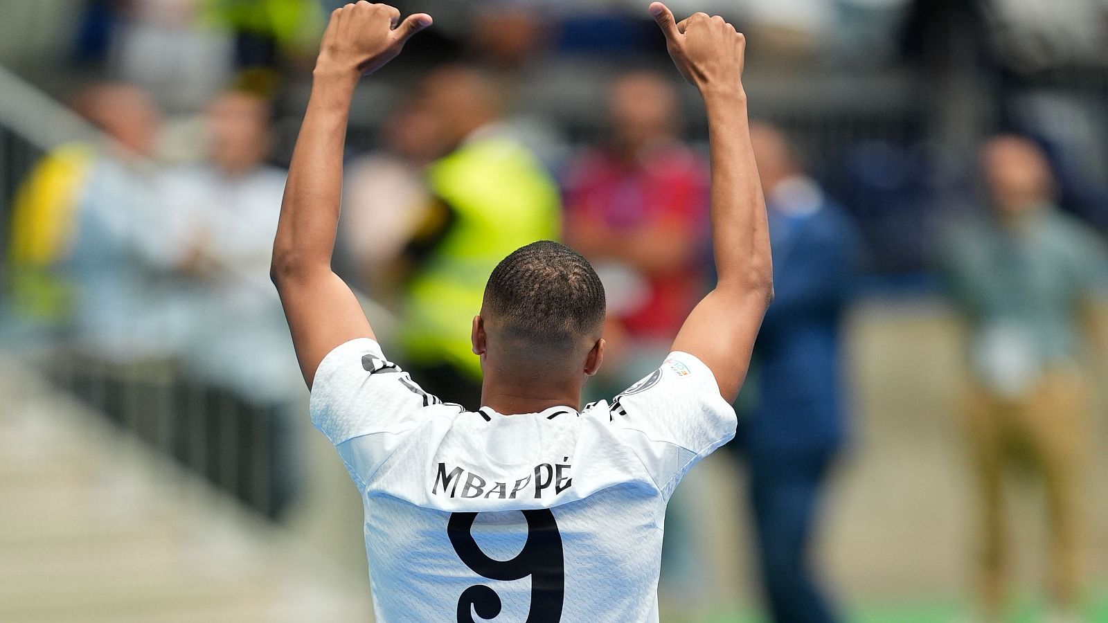 Mbappé busca adaptarse lo antes posible a su nueva vida y a España | Ver