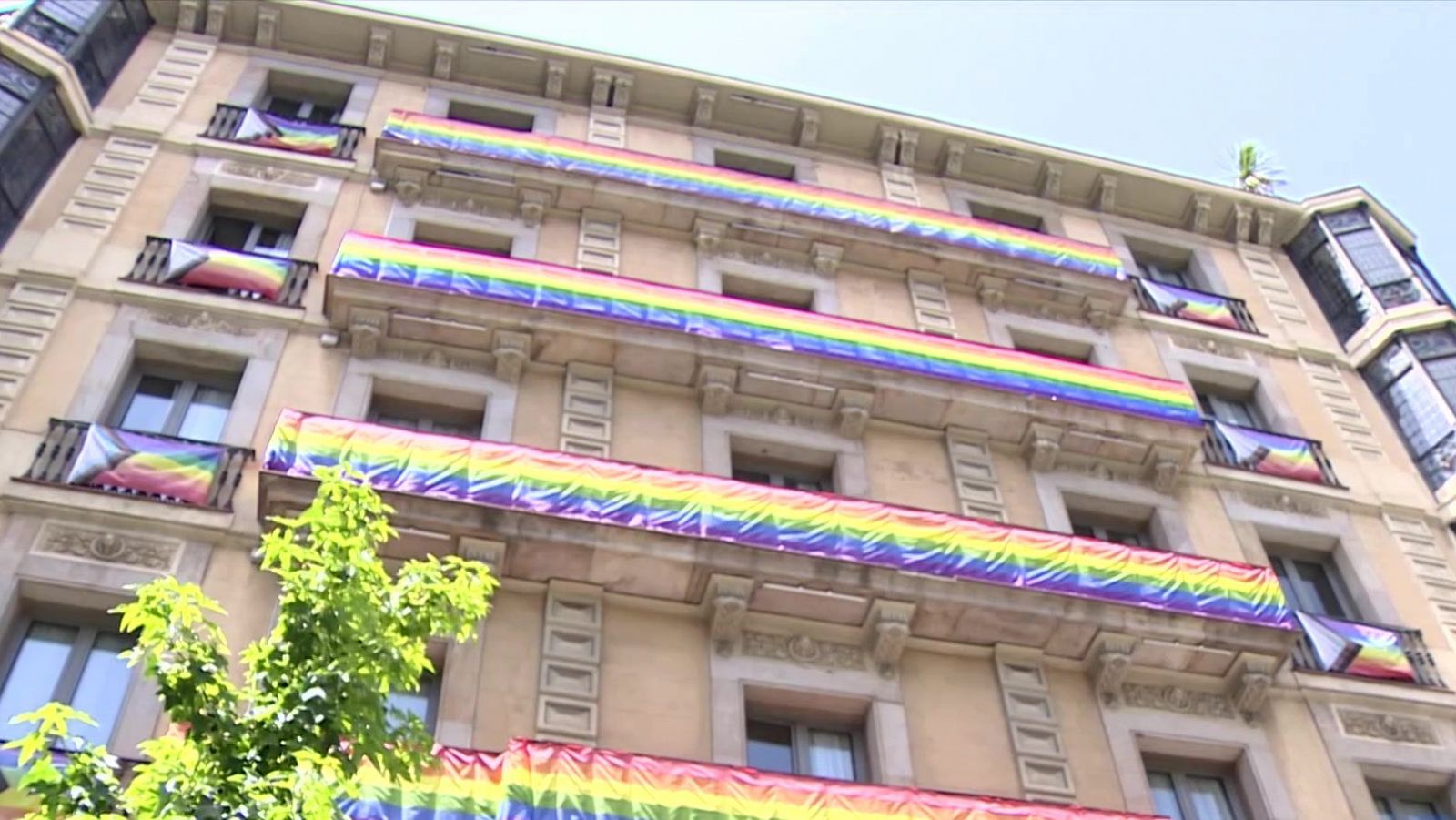 El Pride! Barcelona 2024 impulsa l'economia de la ciutat - L'Informatiu | Veure