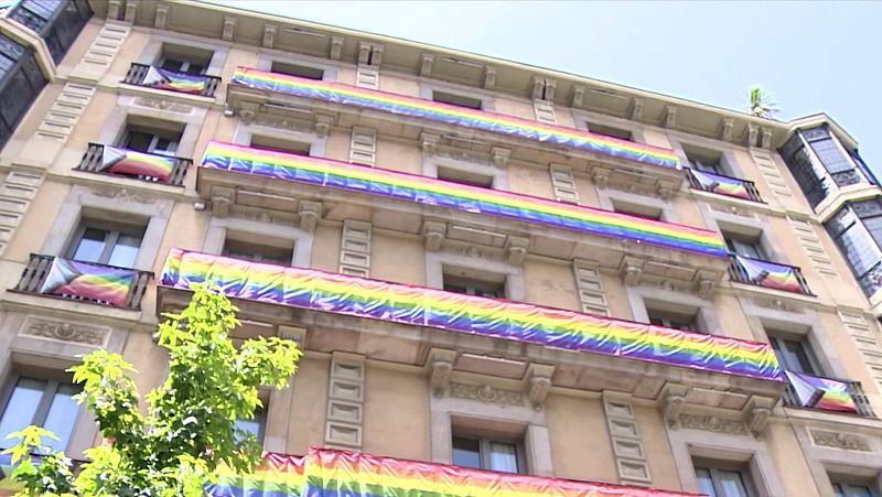 El Pride! Barcelona 2024 impulsa l'economia de la ciutat - L'Informatiu | Veure