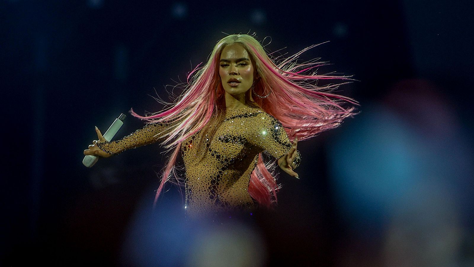 Karol G llena sus cuatro conciertos en el Santiago Bernabéu