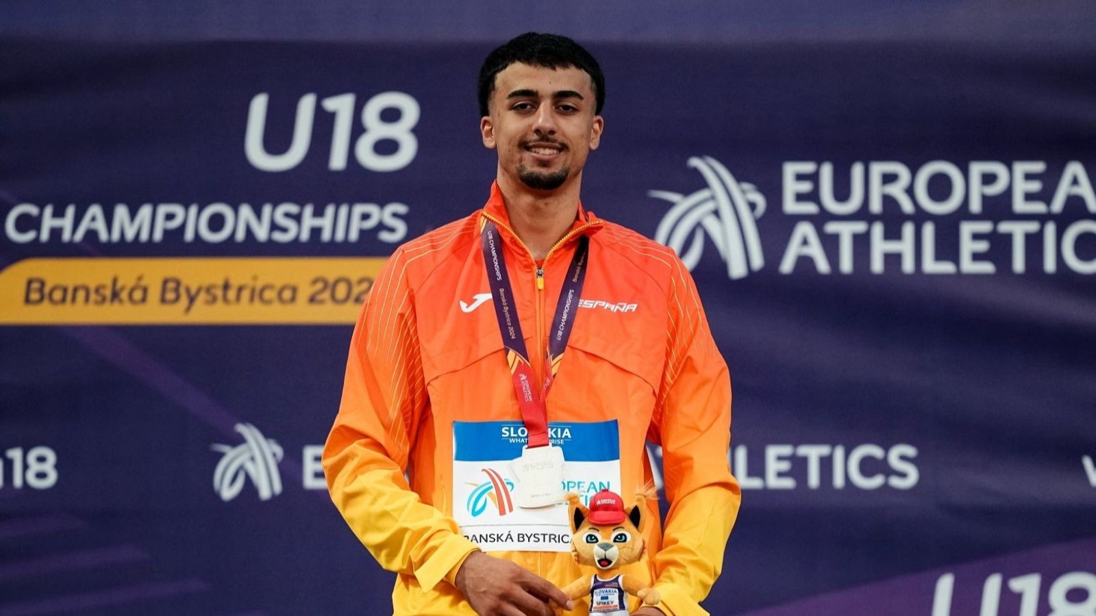 Bakr El Asri logra el oro europeo sub 18 en los 2000m obstáculos