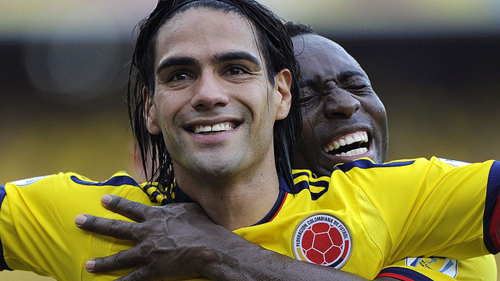 Falcao, ídolo absoluto en Colombia | Ver