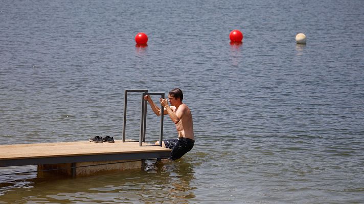 Telediario 1 - Los riesgos del baño en los pantanos
