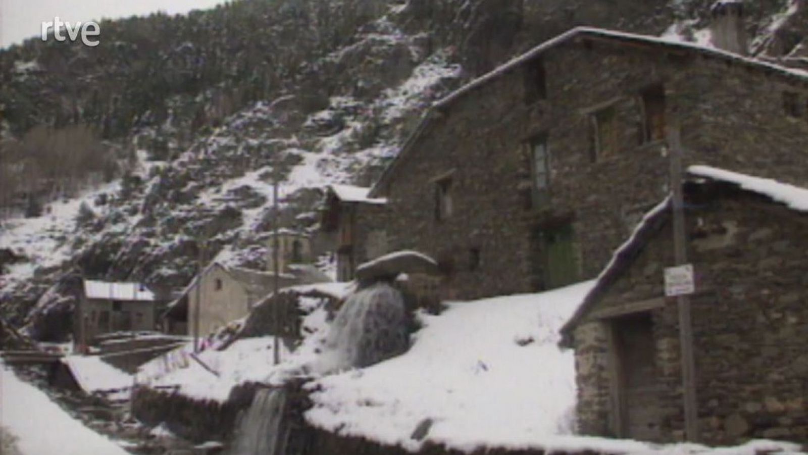 Arxiu TVE Catalunya - Impactes - Una parella detinguda pel crim de Tor