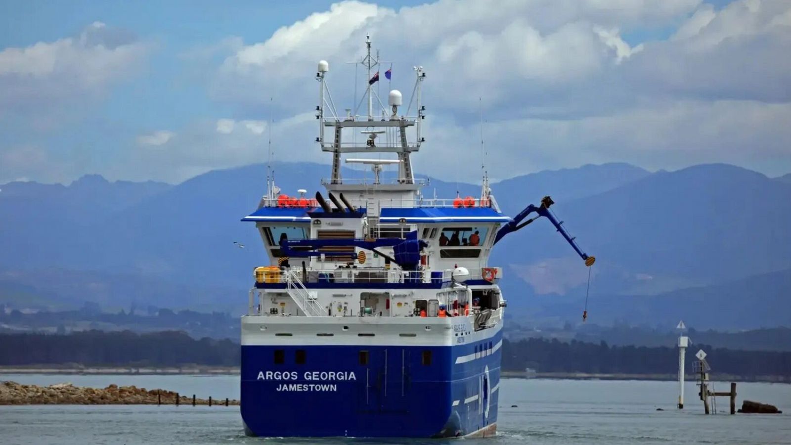 Malvinas interrumpe la búsqueda de los marineros desaparecidos en el naufragio del Argos Georgia