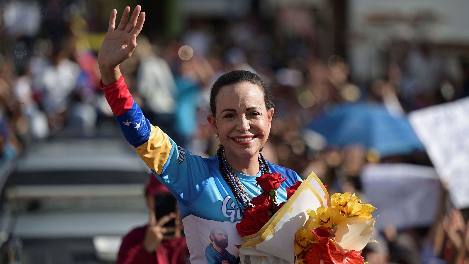 Maduro canta victoria en Venezuela y afea a la oposición, mientras Corina Machado moviliza a los antichavistas - Telediario Internacional | Ver