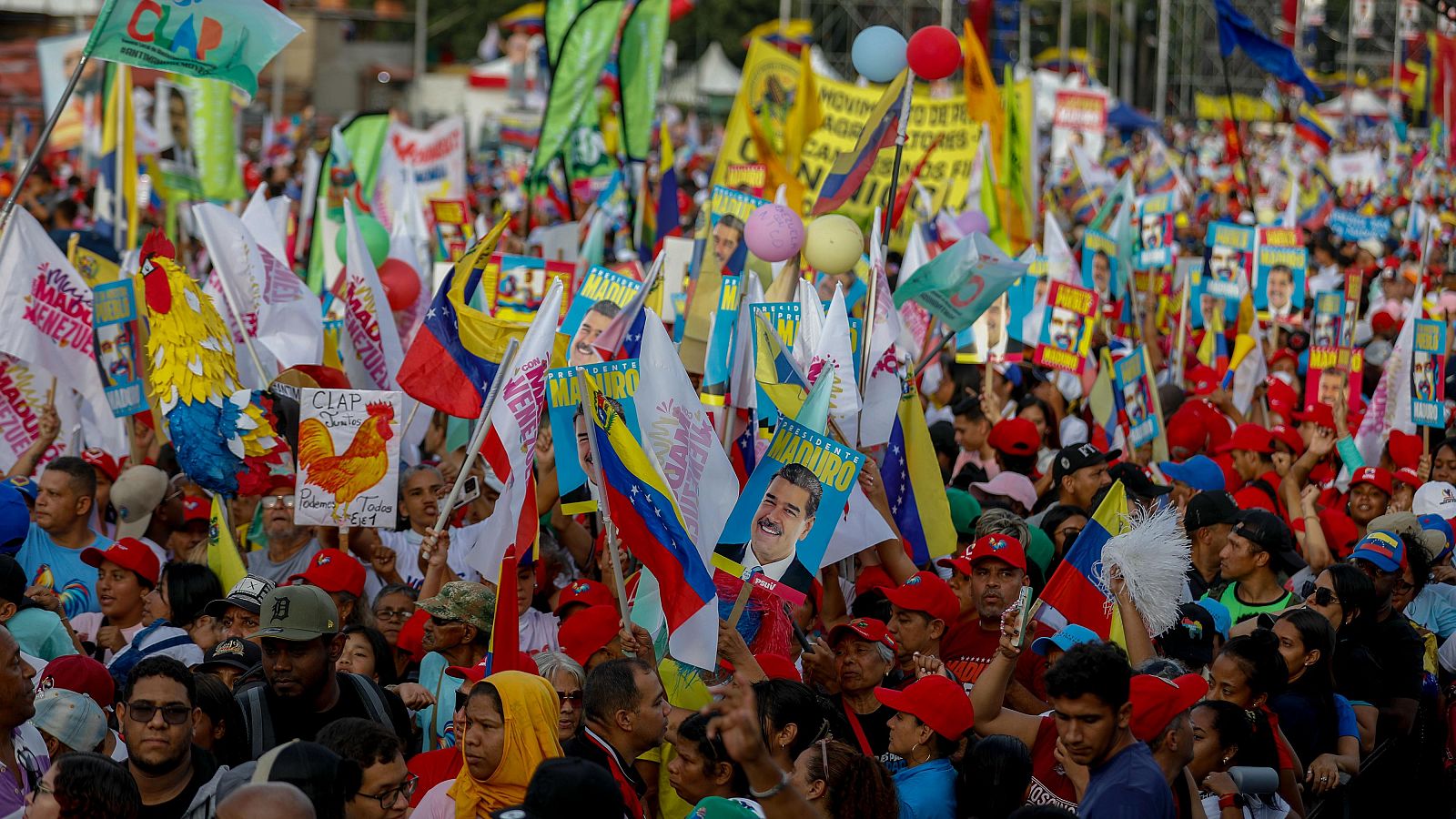 Los candidatos venezolanos cierran la campaña electoral en Caracas