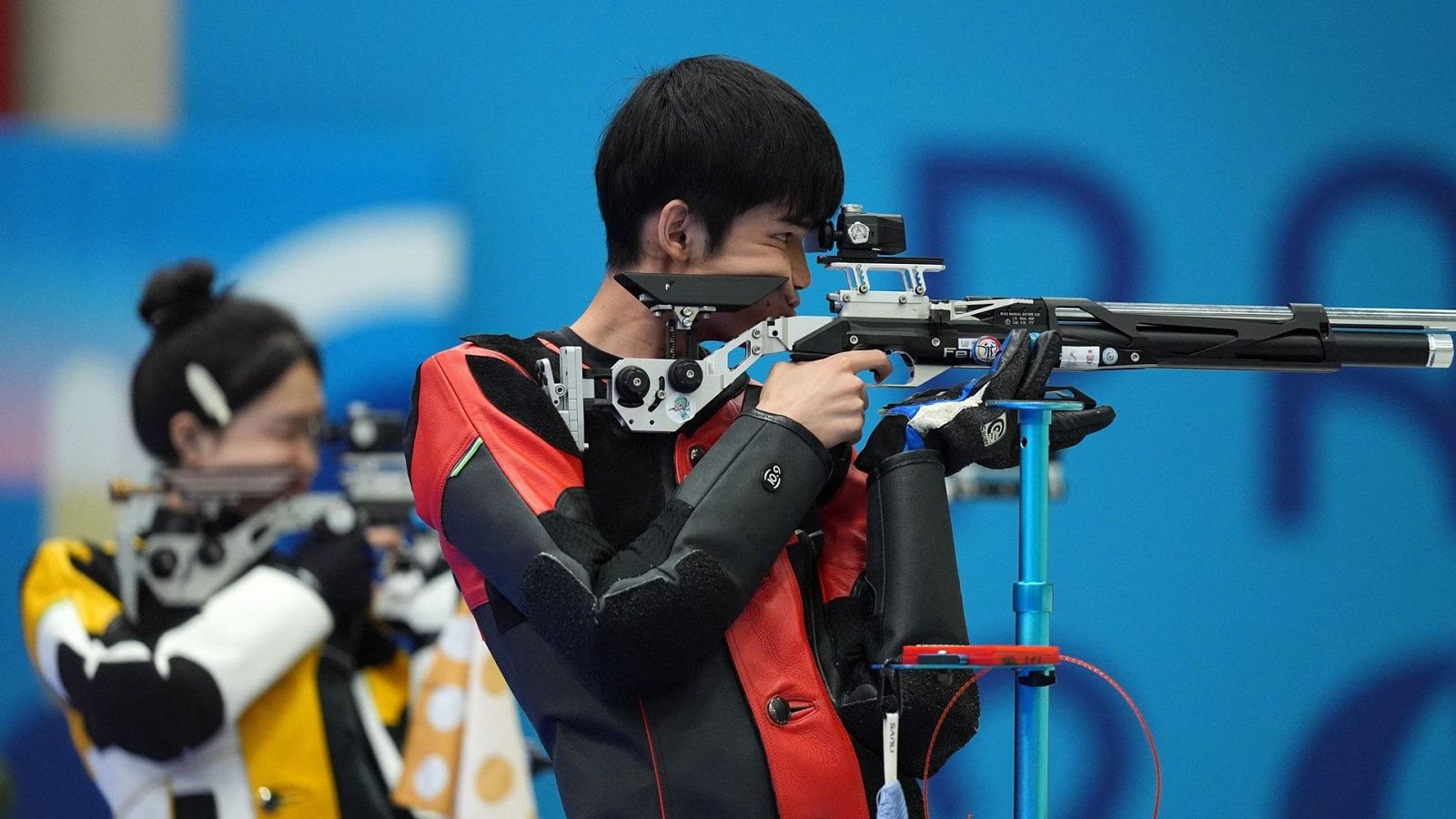 Tiro: 10m rifle de aire equipos mixto | París 2024 | Ver ahora