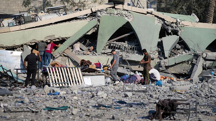 Telediario Fin de Semana - El Ejército israelí mata al menos a 30 personas en una escuela en Gaza