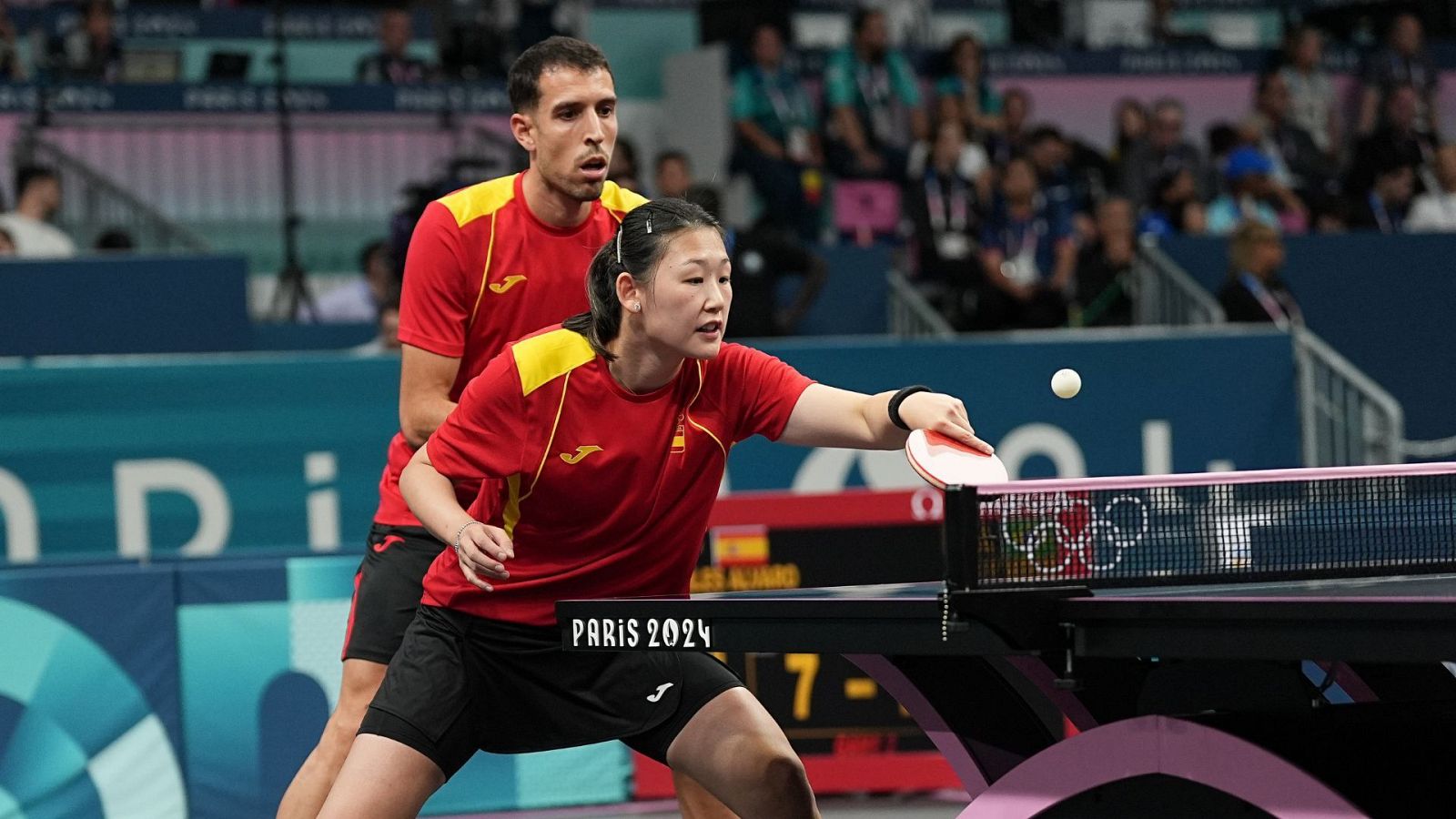 París 2024 - Tenis de mesa: Dobles mixtos. 1/4 de final: Wong / Doo (HKG) vs. Robles / Xiao (ESP) - Ver ahora