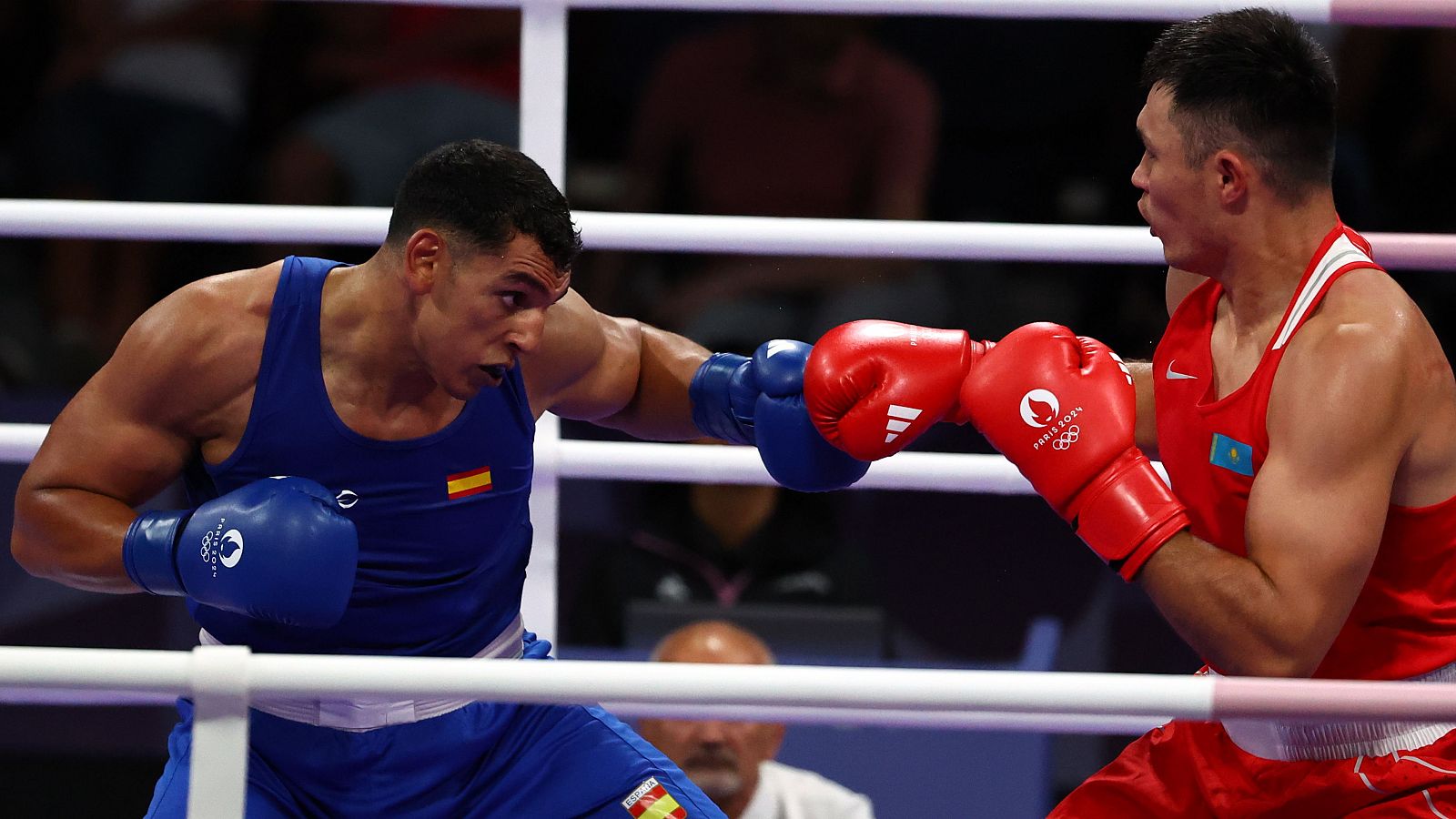 Boxeo +92 kg (M): El español Ayoub Ghadfa vence a Kunkabayev y pasa a cuartos de final