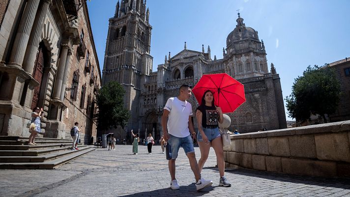 Las temperaturas aumentan este martes con calima e incluso algunas tormentas