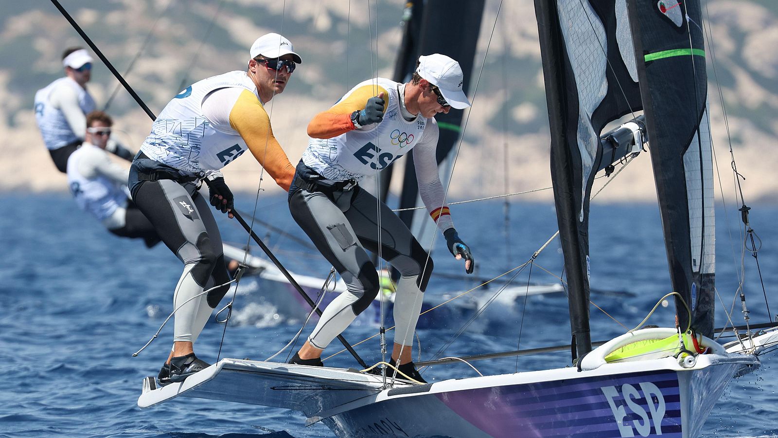 Diego Botín y Florian Trittel, en la lucha por medallas en el 49er