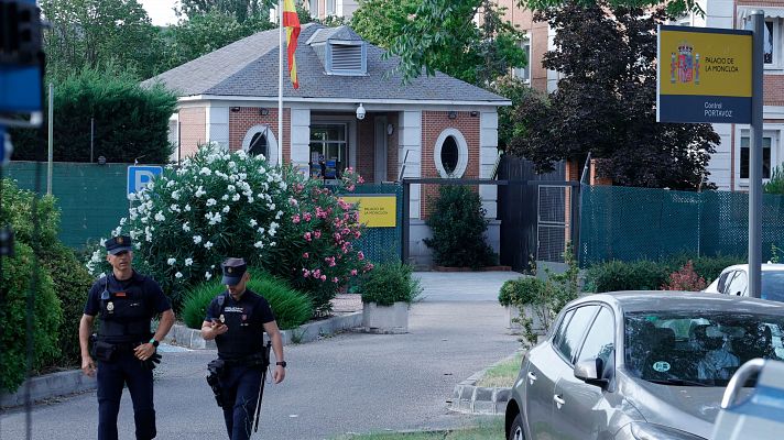 Telediario 1 - Sánchez se acoge a su derecho a no declarar ante el juez Peinado