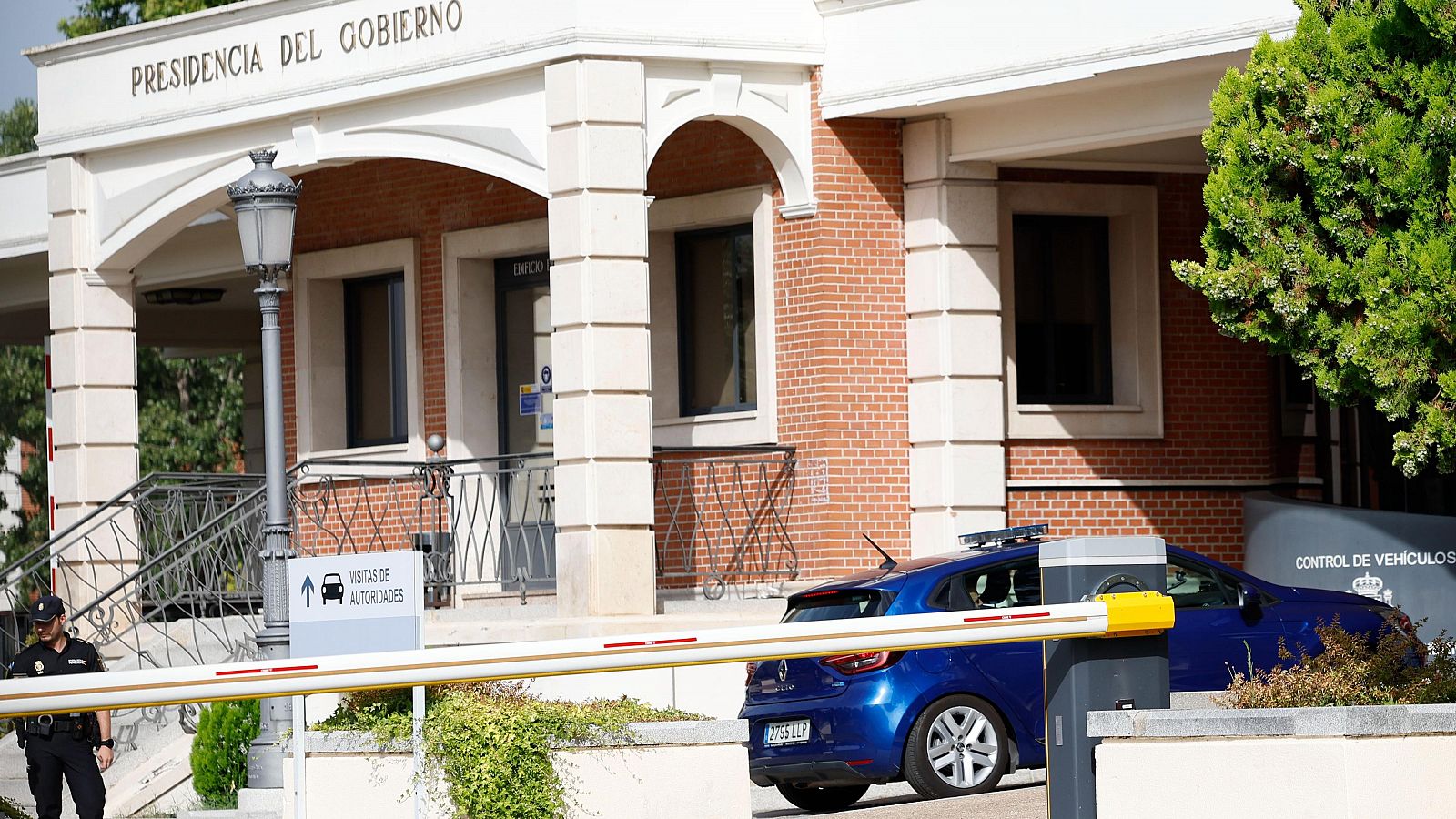 Sánchez se acoge a su derecho a no declarar ante el juez Peinado | Ver