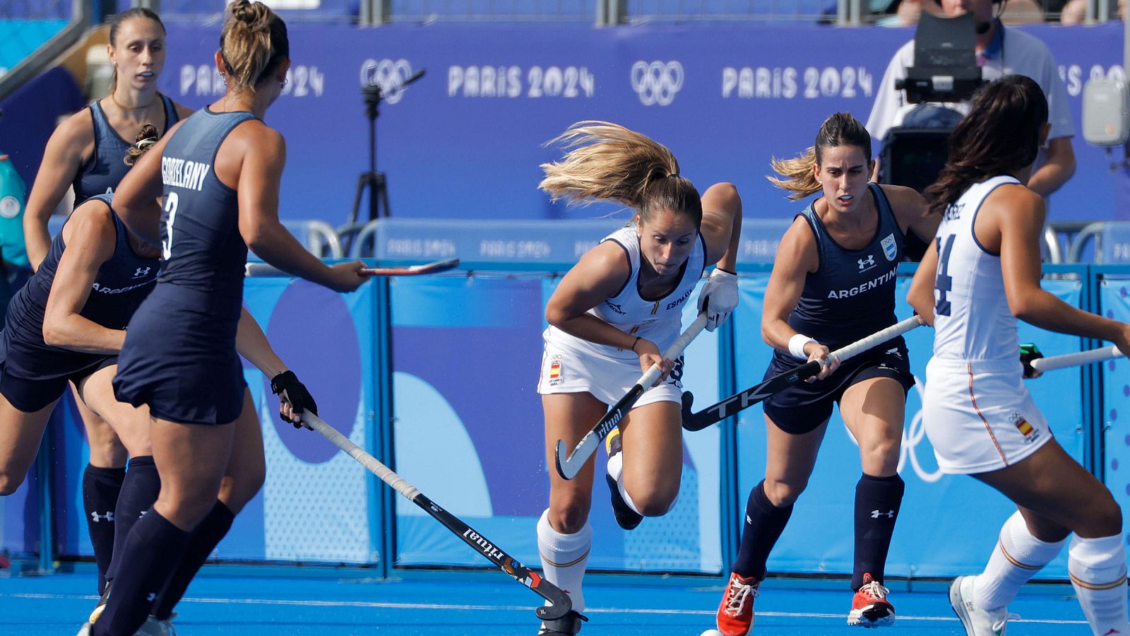 Las Red Sticks dan la cara ante las subcampeona olímpica Argentina