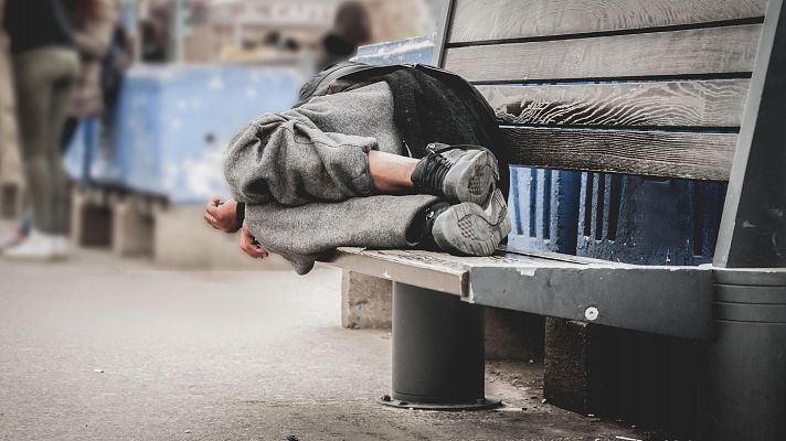 Las olas de calor, un riesgo añadido para las personas que duermen en la calle