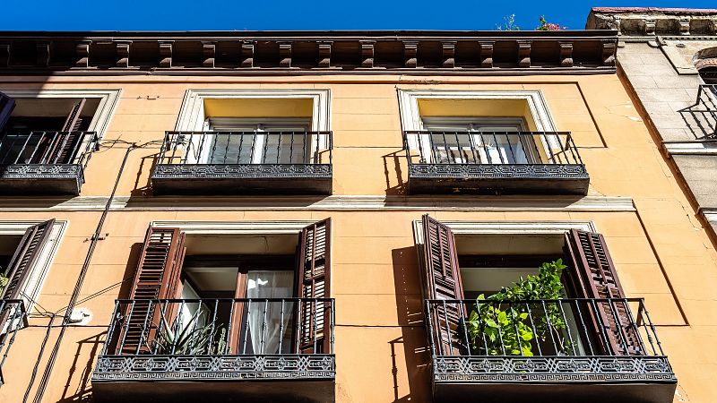 El euríbor registra su mayor caída del año y cierra julio en el 3,526% | Ver