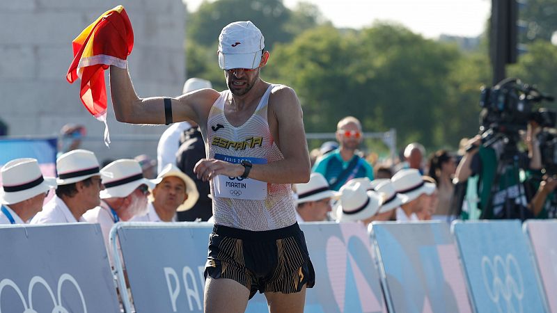 Álvaro Martín: "No soy un superhéroe, pero he logrado un bronce" - Atletismo JJOO París 2024 | Ver