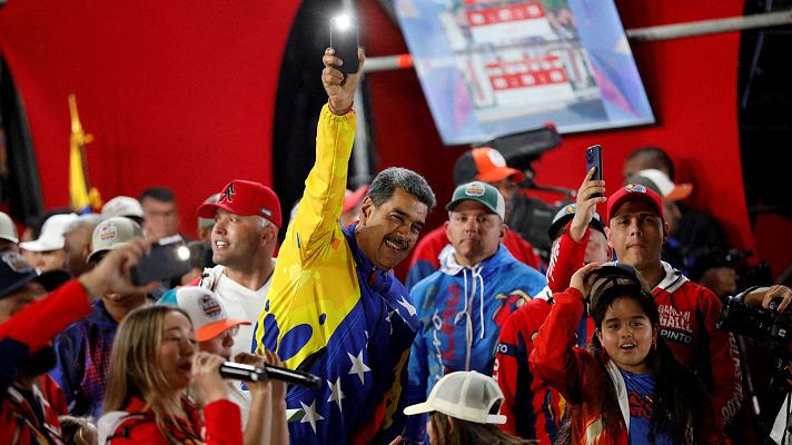 Telediario Internacional - El chavismo sigue defendiendo su victoria en las urnas, mientras la líder opositora llama a la movilización