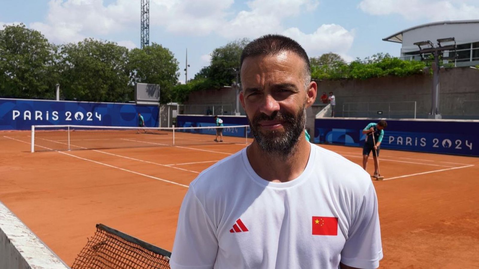 París 2024: Pere Riba, el entrenador de Qinwen Zheng