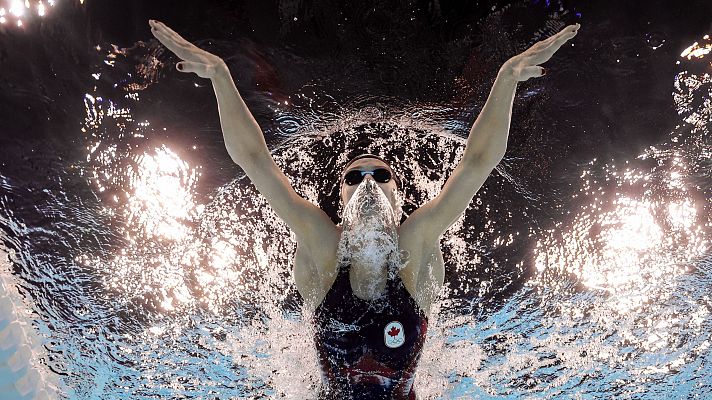 Final natación 200m estilos (F): Remontada, oro y récord olímpico para McIntosh