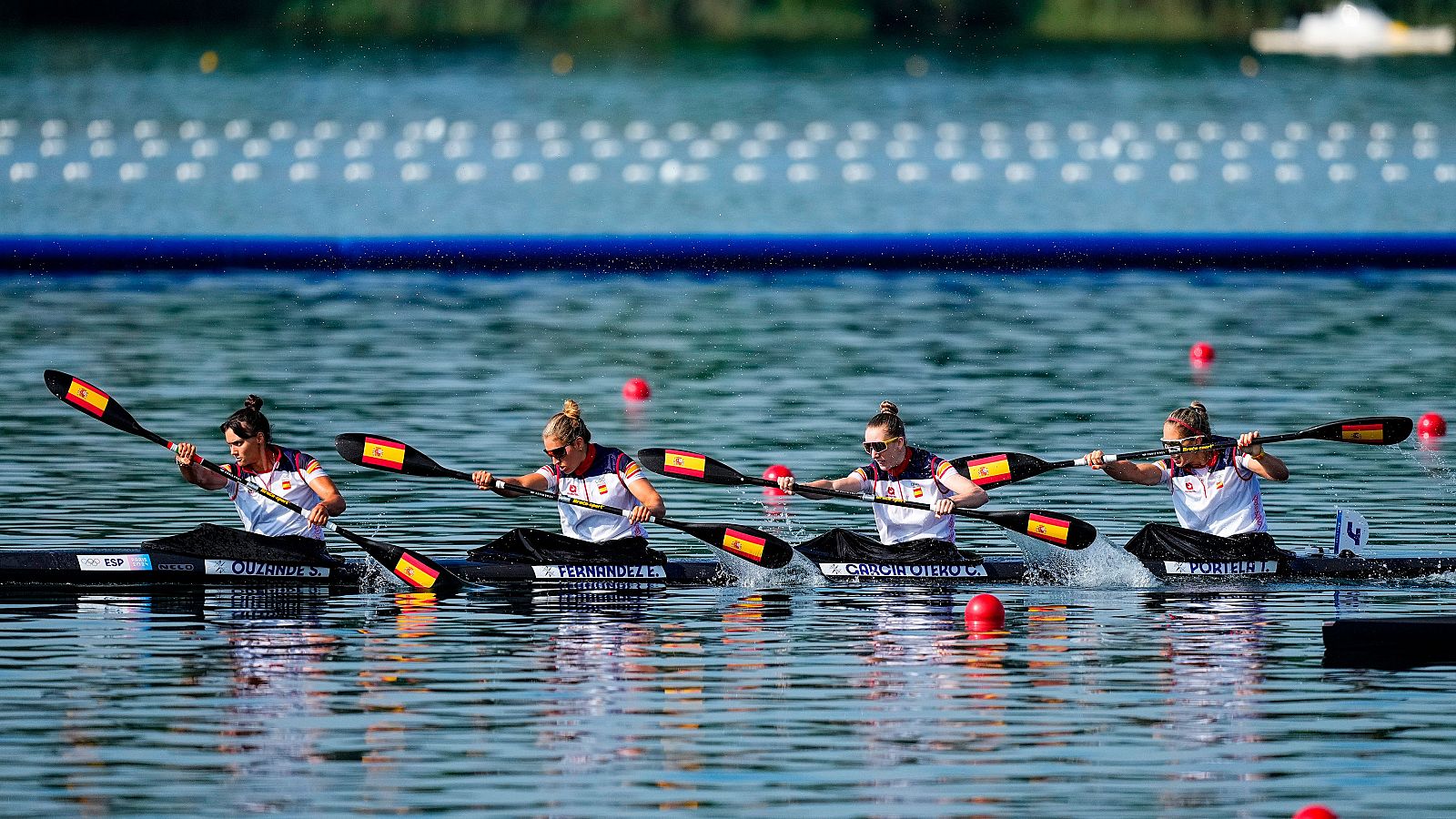 El K4 500 femenino se clasifica para la final de París 2024