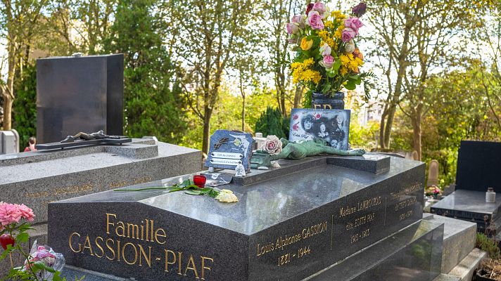 Un paseo por reconocidos personajes en cementerios de París