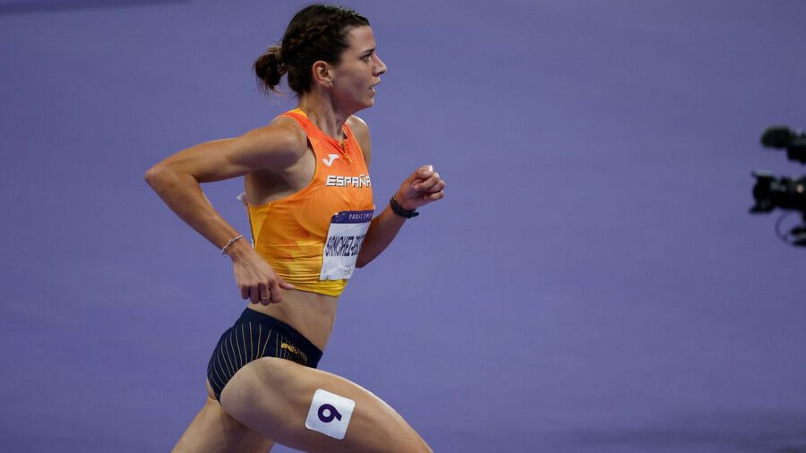 Irene Sánchez-Escribano pletórica tras romper su marca personal en la final del 3000m en París 2024