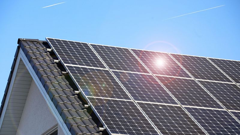 Las altas temperaturas también afectan al rendimiento de las placas solares